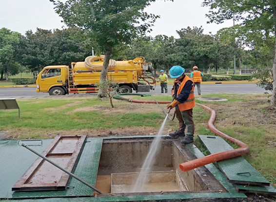 蜀山化油池清理